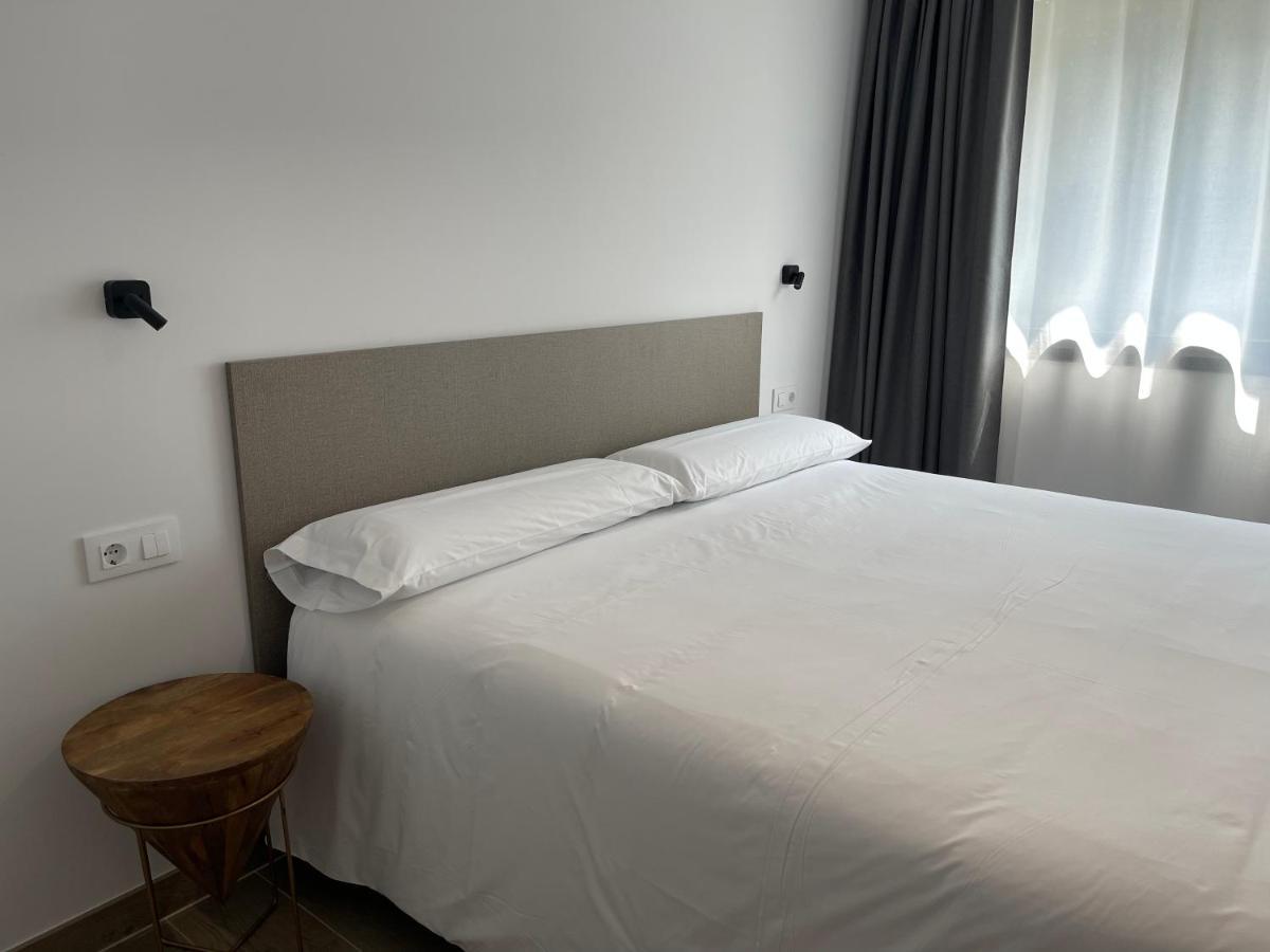 Apartamentos Turisticos El Rinconin Llanes Buitenkant foto